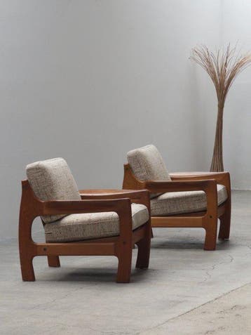 Dyrlund - Niels Bach - Fauteuil (2) - Teak, Wol, bouclé