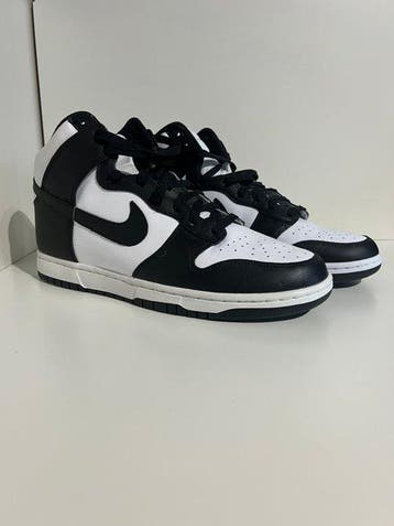 Nike - Dunk High - Sneakers - Maat: EU 45 - Nieuw met tags, Nieuw