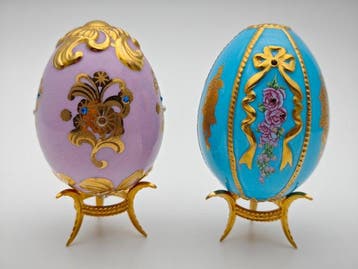 Fabergé ei - 2 House of Fabergé-eieren - Porselein