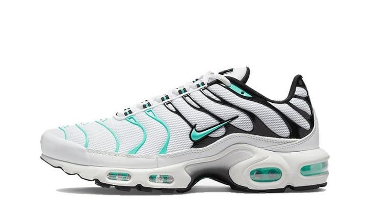 Nike Air Max Plus atmos White Hyper Jade, Kleding | Heren, Schoenen