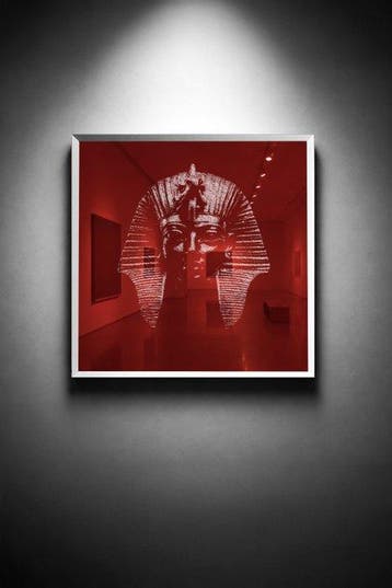 Tijs Dragtsma (1992) - Tutankhamun Etched in Firelight
