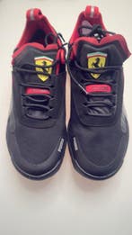 Ferrari - WEC - Scarpe Pit Crew Puma Season - 2025 -, Nieuw