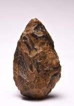 Middle paleolithic handaxe jasper Handbijl