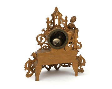Een zamak schouwpendule, Frankrijk, circa 1900