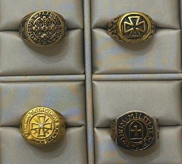 Themacollectie - Een religieuze collectie ringen met het