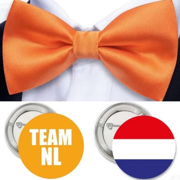 Oranje set Team NL met vlinderdas en 2 buttons, Ophalen of Verzenden, Nieuw, Versiering, Oranje of Koningsdag