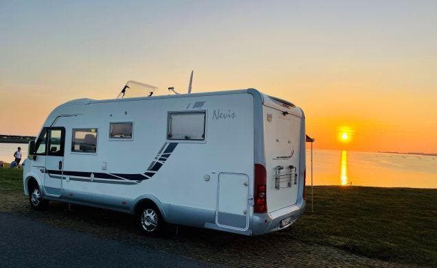 4 pers. McLouis camper huren in Bergen op Zoom? Vanaf € 131, Caravans en Kamperen, Verhuur
