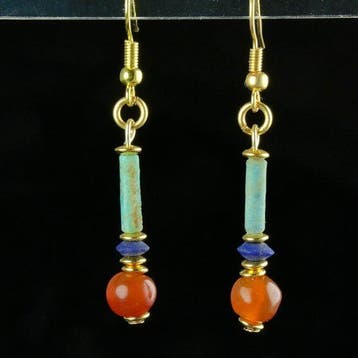 Oude Egypte, late periode Earrings, met Egyptische faience,, Antiek en Kunst
