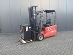 Manitou heftruck 3 wiel 2 tonner 3 delig mast vorkversteller, Zakelijke goederen, Machines en Bouw | Heftrucks en Intern transport