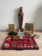 Collectie van 59 religieuze voorwerpen (59) - Staal, Metaal,