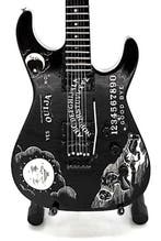Miniatuur replica ESP Ouija gitaar - Kirk Hammett Metallica, Ophalen of Verzenden, Nieuw, Pop, Beeldje of Miniatuur