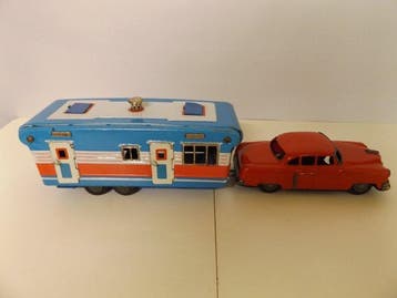 SSS Toys - Speelgoed voertuig - Buick mit Wohnwagen -
