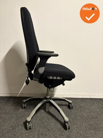 RH Logic 400 - Nieuwe zwarte stoffering  -zwart/grijs voetkr, Werkplek, Ophalen of Verzenden, Gebruikt, Stoel