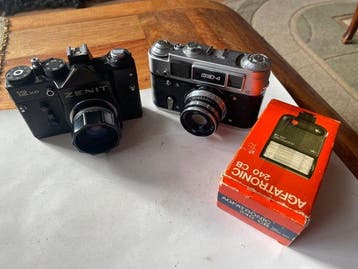 KMZ Krasnogorsk Zenit 12XP + Emitar/S 4,5/80mm + FED-4 +, Nieuw