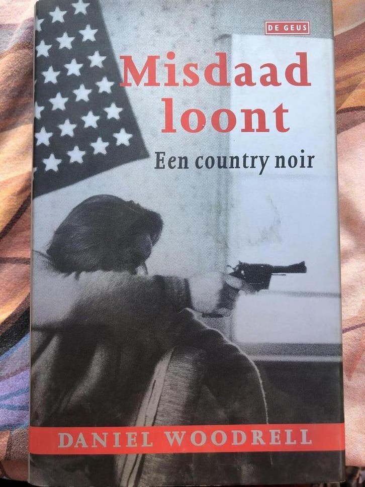 Misdaad loont 9789052267517 D. Woodrell, Boeken, Romans, Gelezen, Verzenden