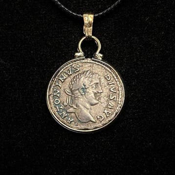 Oud-Romeins Zilver Oud-Romeinse zilveren denarius van keizer, Antiek en Kunst