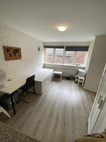 Te huur: Studio Spelbergsweg in Enschede, Overijssel, Enschede