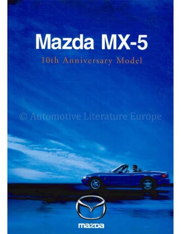 1999 MAZDA MX-5 10TH ANNIVERSARY BROCHURE ENGELS, Boeken, Auto's | Folders en Tijdschriften, Nieuw, Mazda, Author