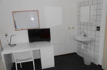 Kamer te huur aan Hoogstraat in Veldhoven - Noord-Brabant, Minder dan 20 m²