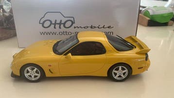 Otto Mobile 1:18 - Modelauto - Mazda RX-7 (FD), Nieuw