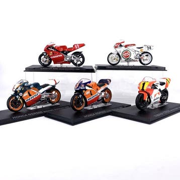 DeAgostini 1:24 - Model motorfiets (5) - Legendary 500cc, Nieuw