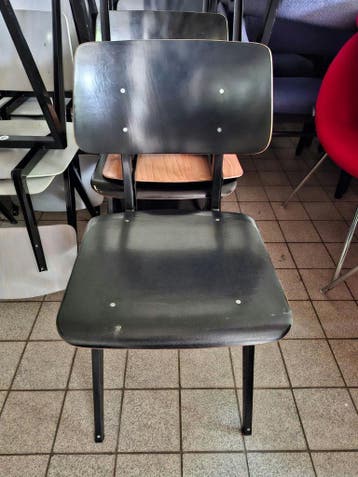 11x Galvanitas S16 Schoolstoel Zwart / Zwart Gebruikt, Gebruikt, Zwart, Hout
