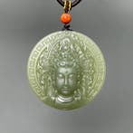Snijwerk, Guanyin Amulet Pendant - 47 mm - Gecertificeerde, Verzamelen, Mineralen en Fossielen