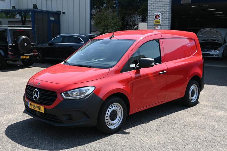 Mercedes-Benz Citan 108 CDI L1 Base, Auto's, Bestelauto's, Lease, Handgeschakeld, Rood, Mercedes-Benz, Financial lease, Diesel