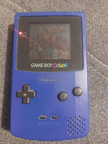 Nintendo - Gameboy Color - gameboy color + chargeur + 4 jeux, Spelcomputers en Games, Nieuw