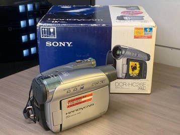 Sony DCR-HC26E Mini DV-DV camera