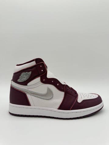 Nike - Nike Jordan 1 Retro High OG Bordeaux - Sneakers -, Nieuw