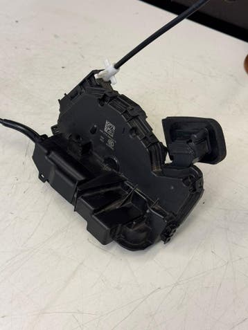 VW Polo 2G deurslot mechaniek links achter bj.2019 45370180, Gebruikt, Links, Volkswagen