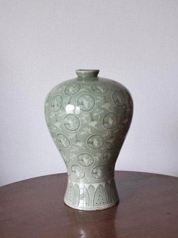 Vaas - Porselein - Zuid-Korea - vaas (Zonder minimumprijs), Antiek en Kunst