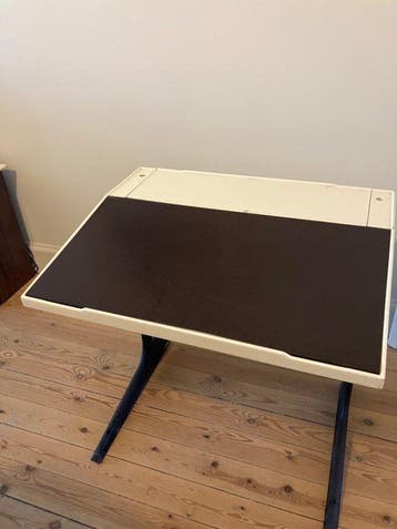 Flototto - Luigi Colani - Bureau - Beuken - Design bureau