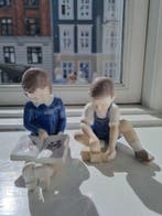Bing & Grondahl - Figuur - “The Little Builder” & “Girl with