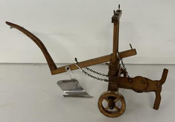 Decoratieve antieke/ambachtelijke miniatuur ploeg, Nieuw