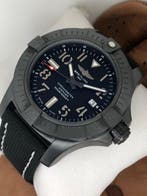 Breitling - Avenger Automatic 45 Seawolf Night Mission -, Nieuw