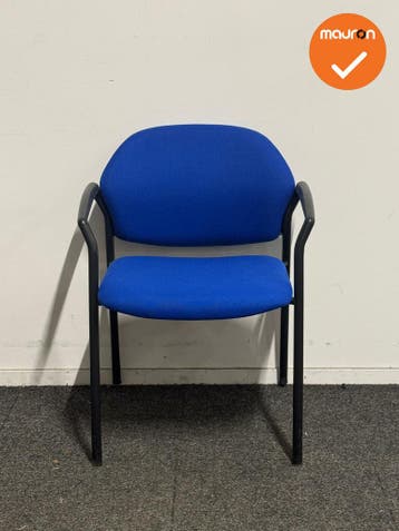 Ahrend 320 - Brede uitvoering - nieuwe stoffering - set van, Vergader- of Presentatieruimte, Ophalen of Verzenden, Gebruikt, Stoel