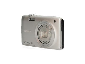 Nikon Coolpix S3300 - 1 jaar garantie, Audio, Tv en Foto, Fotocamera's Digitaal, Ophalen of Verzenden, Zo goed als nieuw, Nikon