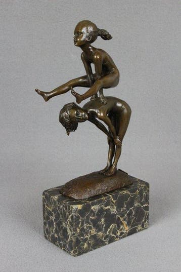 Milo (1910-1978) - sculptuur, Leapfrog - 29 cm - Gepatineerd