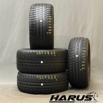245/45/20 285/40/20 NF0 Pirelli winterbanden 6,2mm 4X Taycan, Gebruikt, 285 mm, Band(en), Personenwagen