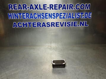 Asbak Opel Ascona B (bij de achterbank), zwart met glimme..., Auto-onderdelen, Verzenden, Gebruikt, Opel