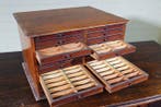 Medicijnkastje - Hout - Chest of drawer with alphabetical