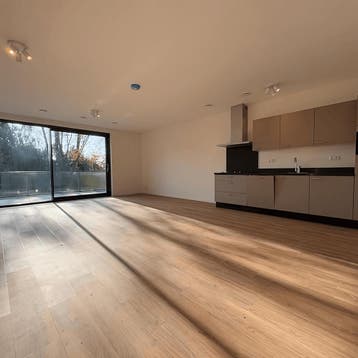 Appartement in Aalsmeer gevonden voor €2350,- pm, Huizen en Kamers, Direct bij eigenaar, Noord-Holland, Appartement, Aalsmeer