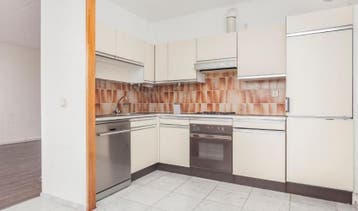 Te Huur 3 Kamer Appartement Walenburgerplein In Rotterdam, Huizen en Kamers, Huizen te huur, Rotterdam, Direct bij eigenaar, Appartement