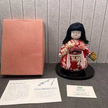 Tsukada Susumu - Pop Edo Kimekomi Doll – Girl Holding a Fan