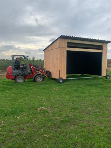 Mobiele paardenstallen/schuilstallen, Dieren en Toebehoren, Opfok, 2 of 3 paarden of pony's
