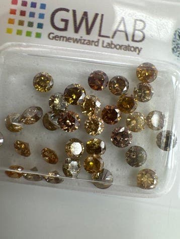 Zonder minimumprijs - 32 pcs Diamant (Natuurlijk gekleurd) -, Sieraden, Tassen en Uiterlijk, Edelstenen, Nieuw