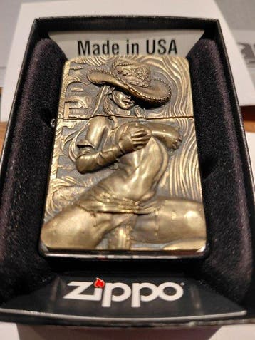 Zippo - Cowgirl relief - Zakaansteker - Messing, Staal, Nieuw