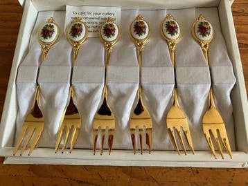 Royal Albert - Taartvork - Beenderporselein - Porselein en